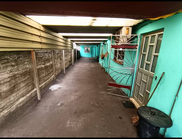 2 BEDROOM HOUSE FOR SALE IN AUSTERVILLE